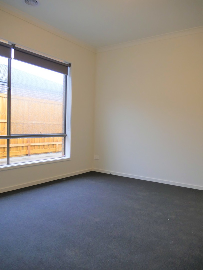 19 Longshanks Street, Thornhill Park, VIC 3335, Thornhill Park - Thumbnail 7