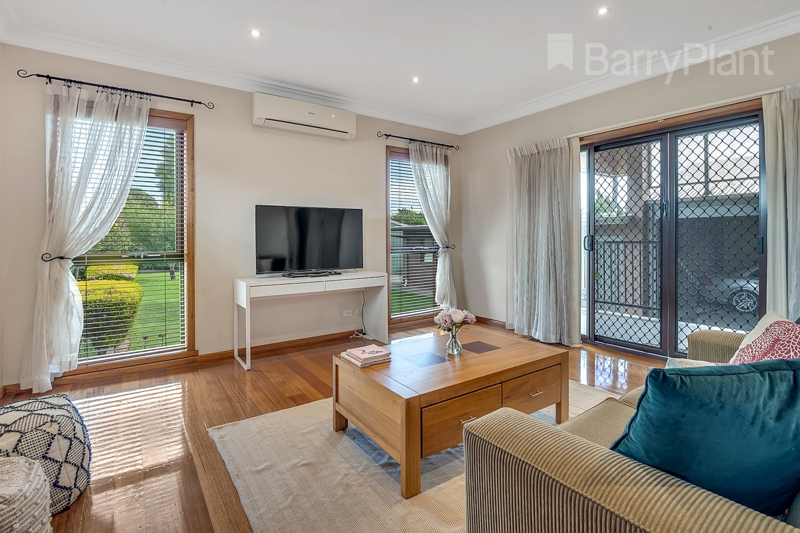19 Mackenzie Street, Reservoir, VIC 3073, Reservoir - Thumbnail 7