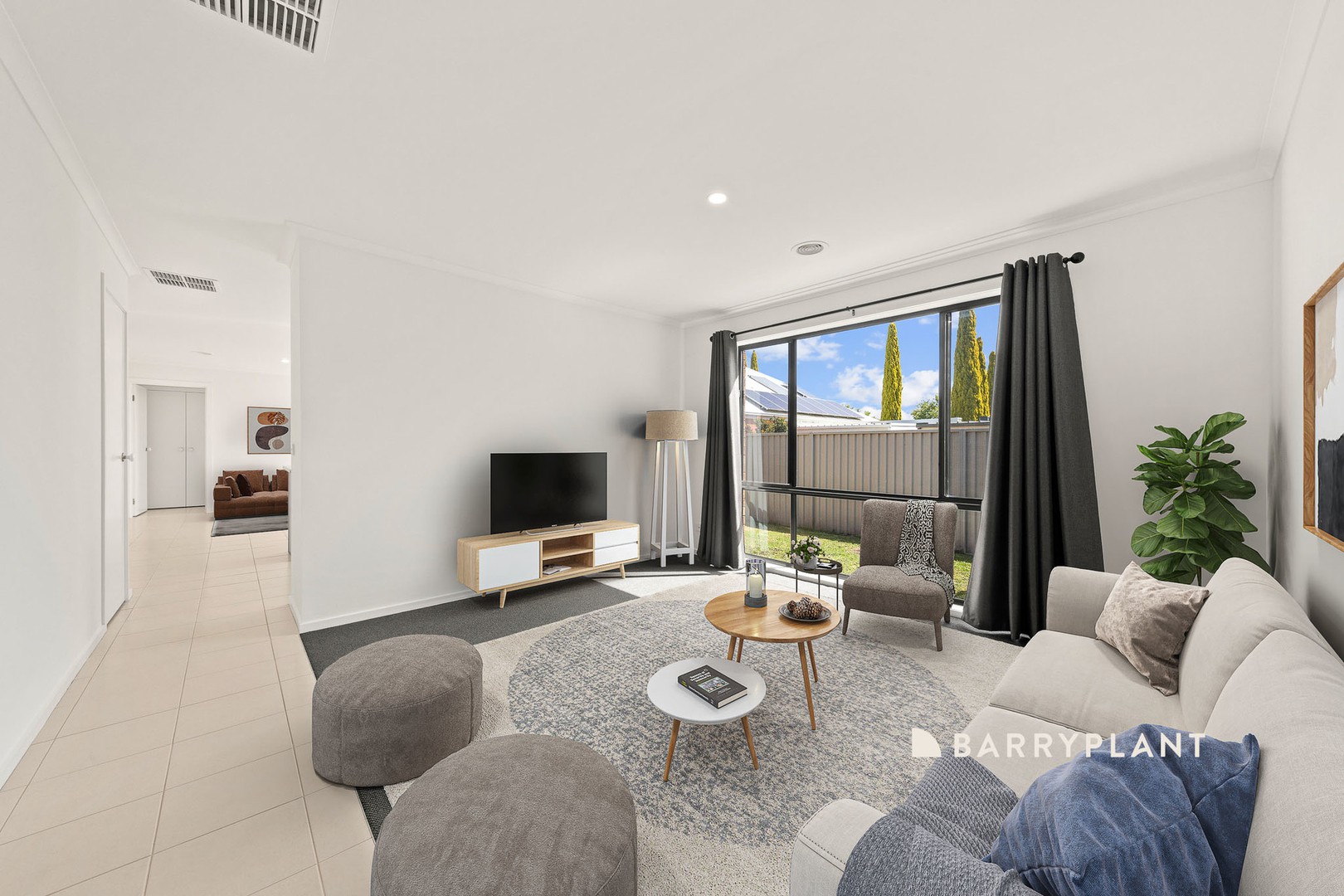 19 Macquarie Circuit, Pakenham, VIC 3810, Pakenham - Thumbnail 3