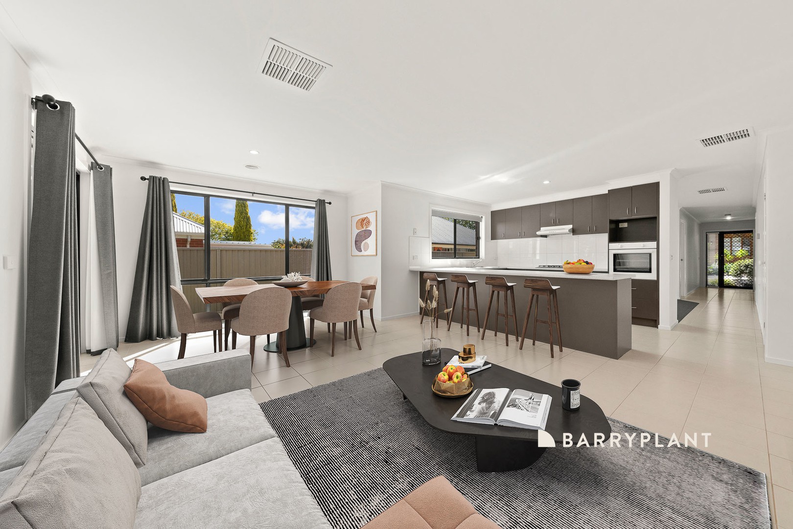 19 Macquarie Circuit, Pakenham, VIC 3810, Pakenham - Thumbnail 5