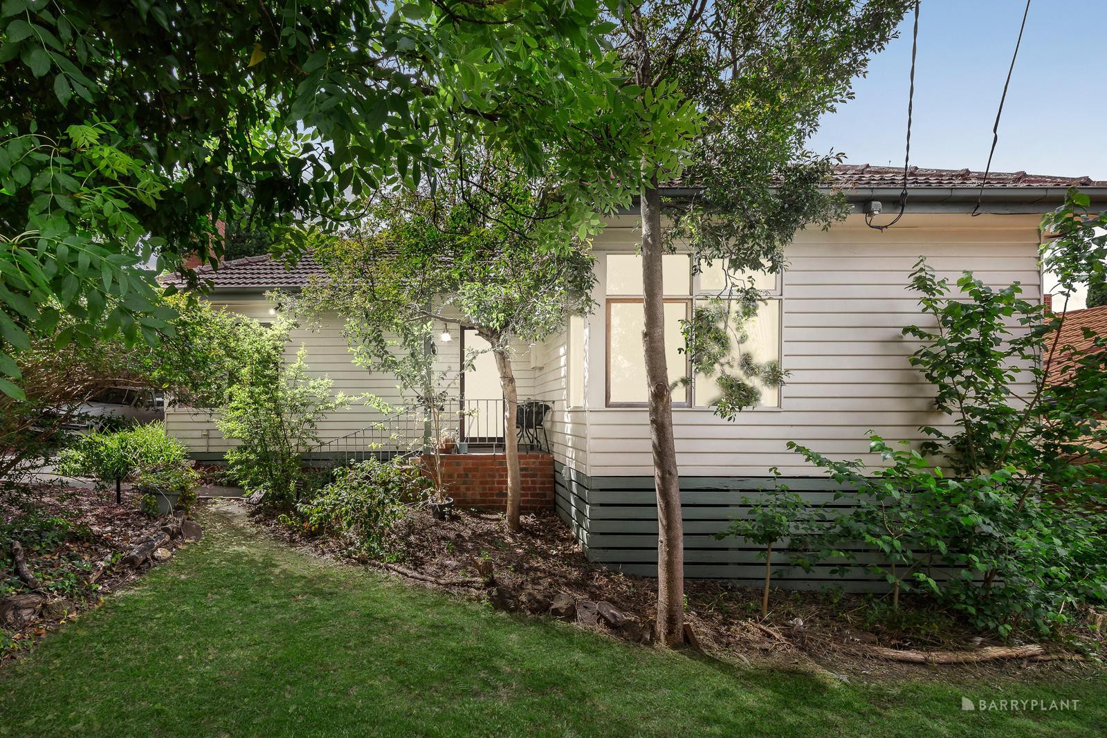 19 Maggs Street, Doncaster East, VIC 3109 - Thumbnail 2 - 06/11/2024