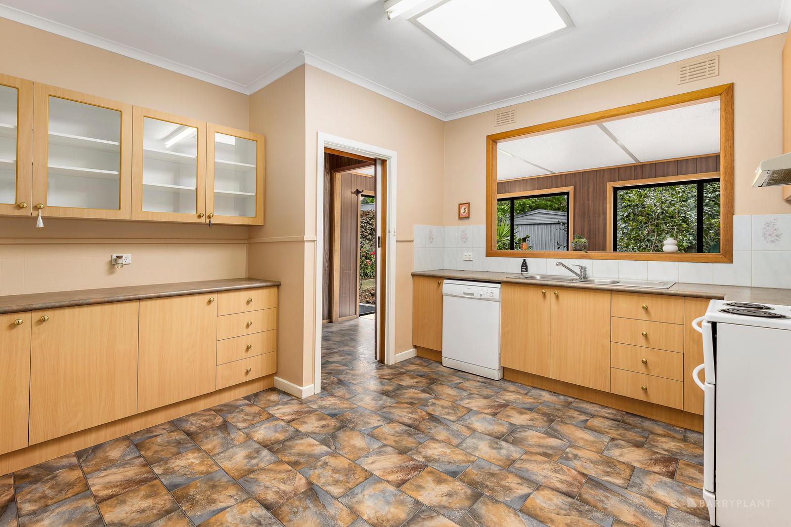 19 Maggs Street, Doncaster East, VIC 3109, Doncaster East - Thumbnail 4