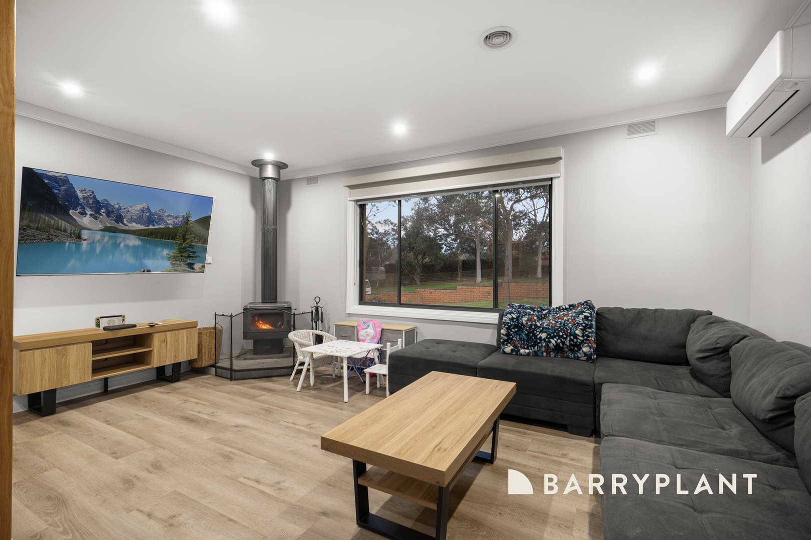 19 Main Neerim Drive, Drouin, VIC 3818 - Thumbnail 1 - 21/10/2026