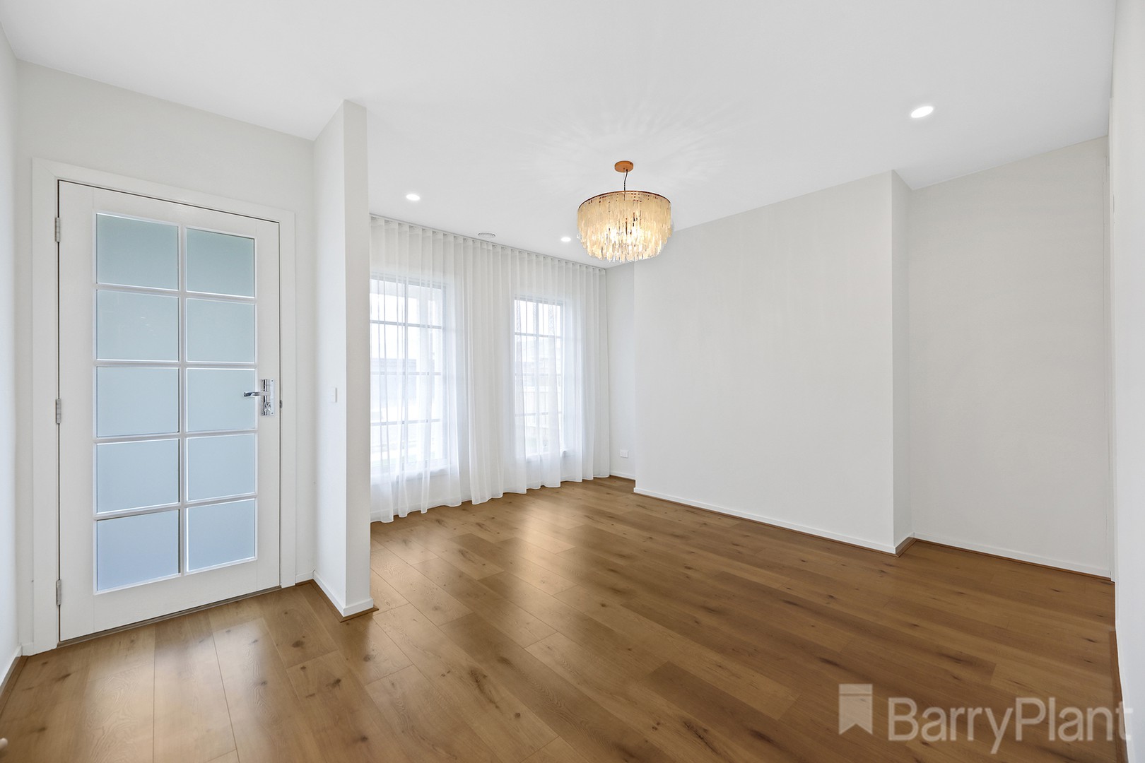 19 Mainstone Street, Drouin, VIC 3818, Drouin - Thumbnail 3