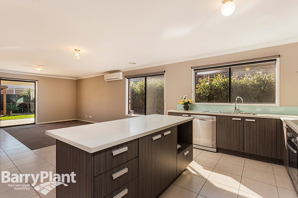 19 Malibu Boulevard, Point Cook, VIC 3030, Point Cook - Thumbnail 6