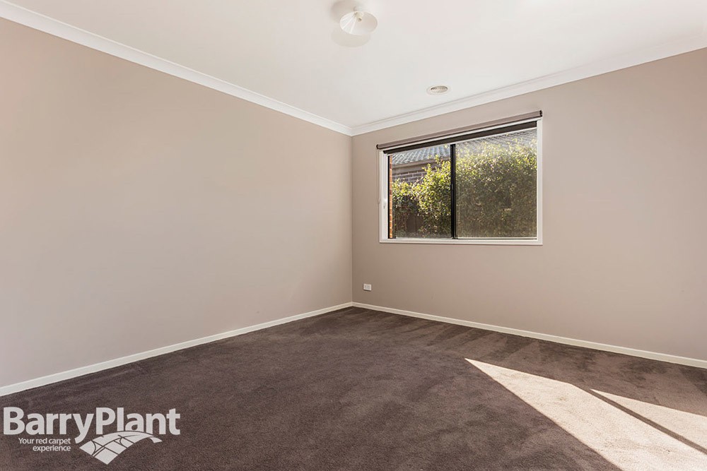 19 Malibu Boulevard, Point Cook, VIC 3030, Point Cook - Thumbnail 7