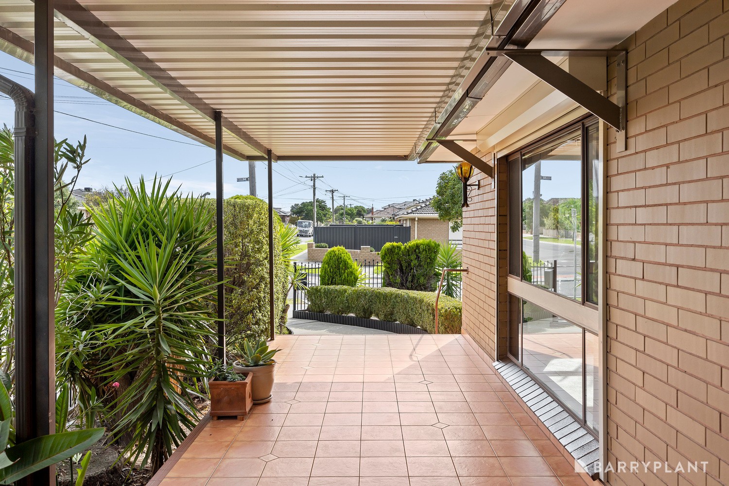 19 Mark Street, Sunshine West, VIC 3020 - Thumbnail 2 - 17/04/2025