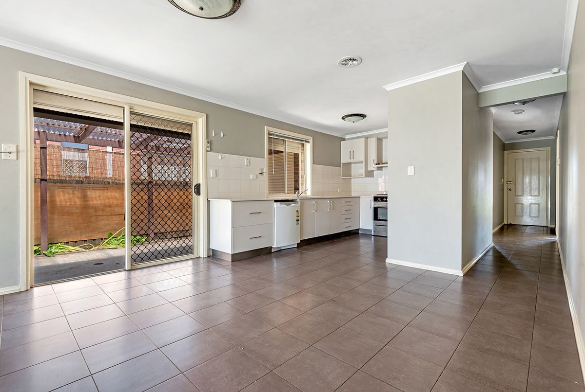 19 McKenzie Crescent, Roxburgh Park, VIC 3064, Roxburgh Park - Thumbnail 7