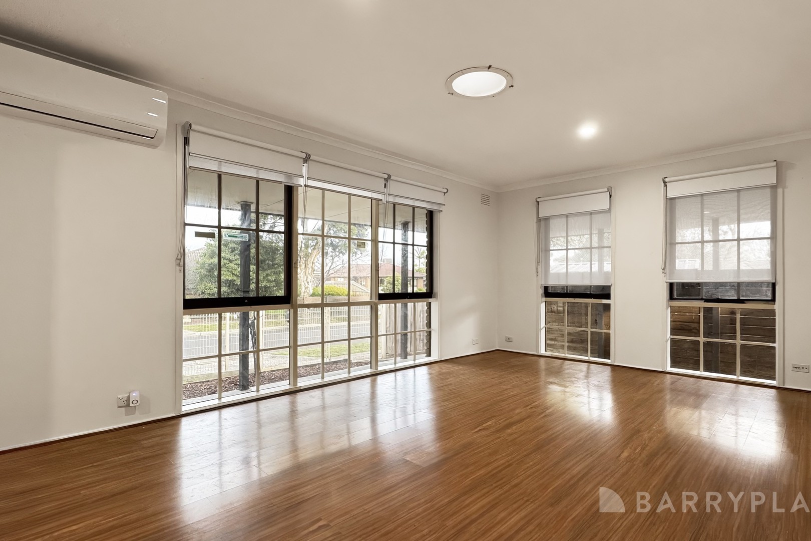19 Mill Park Drive, Mill Park, VIC 3082, Mill Park - Thumbnail 6