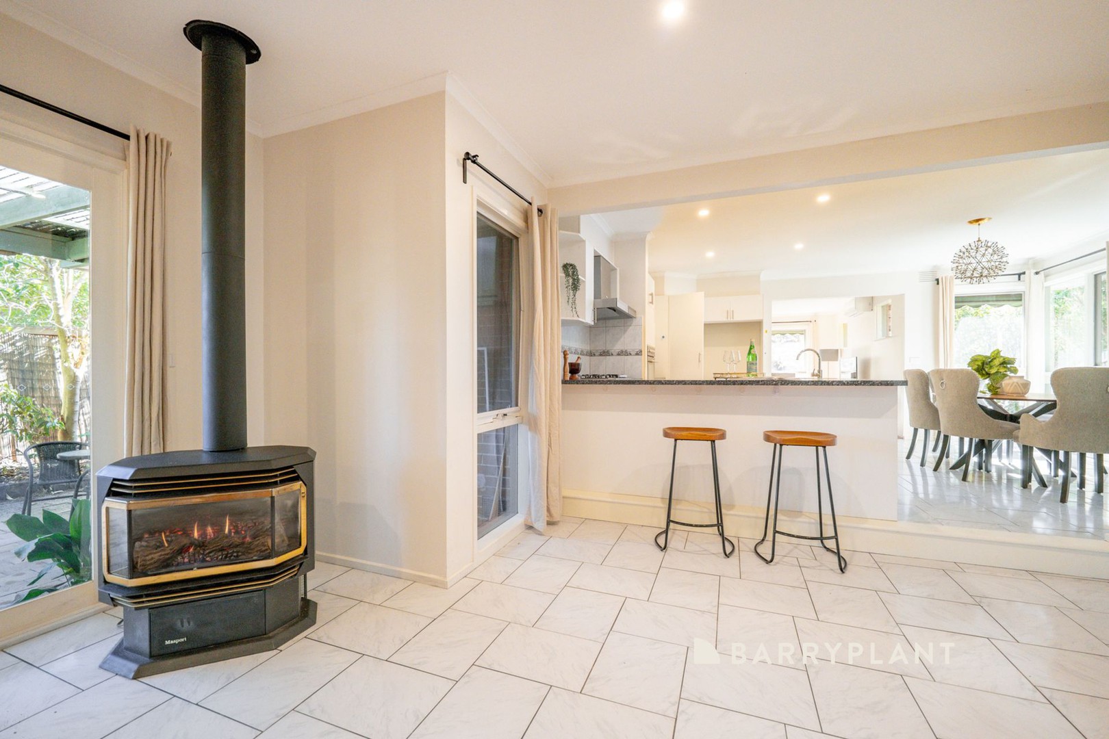 19 Mindara Avenue, Rowville, VIC 3178, Rowville - Thumbnail 5