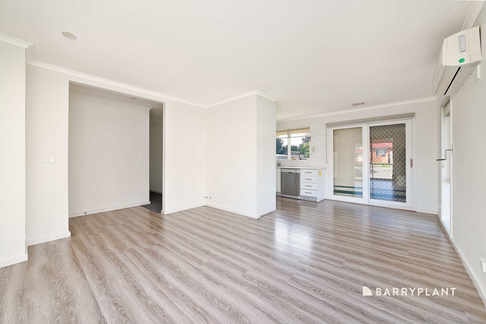 19 Mitta Mitta Way, Meadow Heights, VIC 3048, Meadow Heights - Thumbnail 2