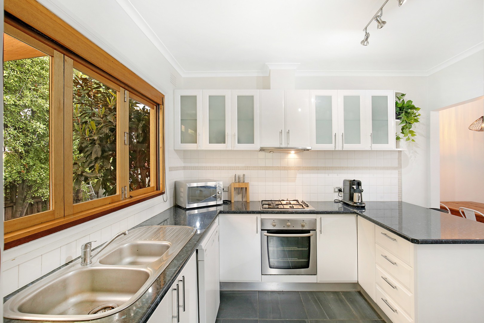 19 Monckton Road, Bundoora, VIC 3083, Bundoora - Thumbnail 3