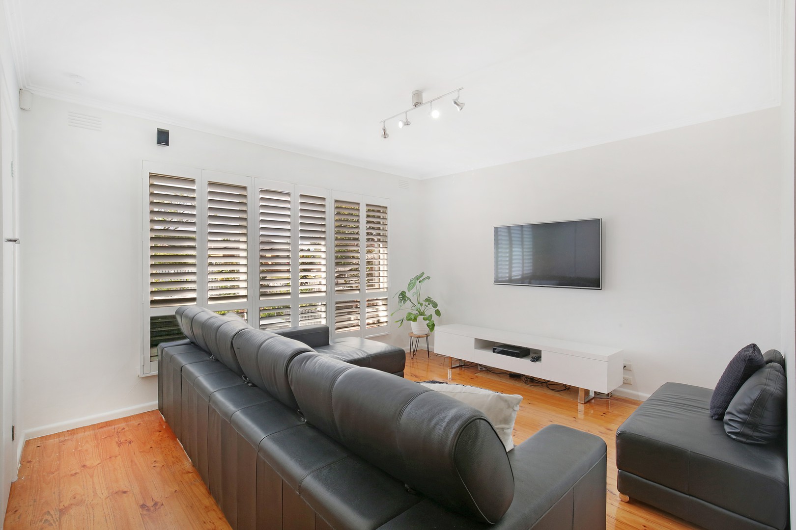 19 Monckton Road, Bundoora, VIC 3083, Bundoora - Thumbnail 4