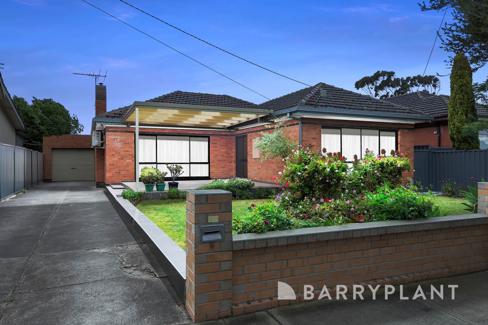 19 Montasell Avenue, Deer Park, VIC 3023, Deer Park - Thumbnail 2