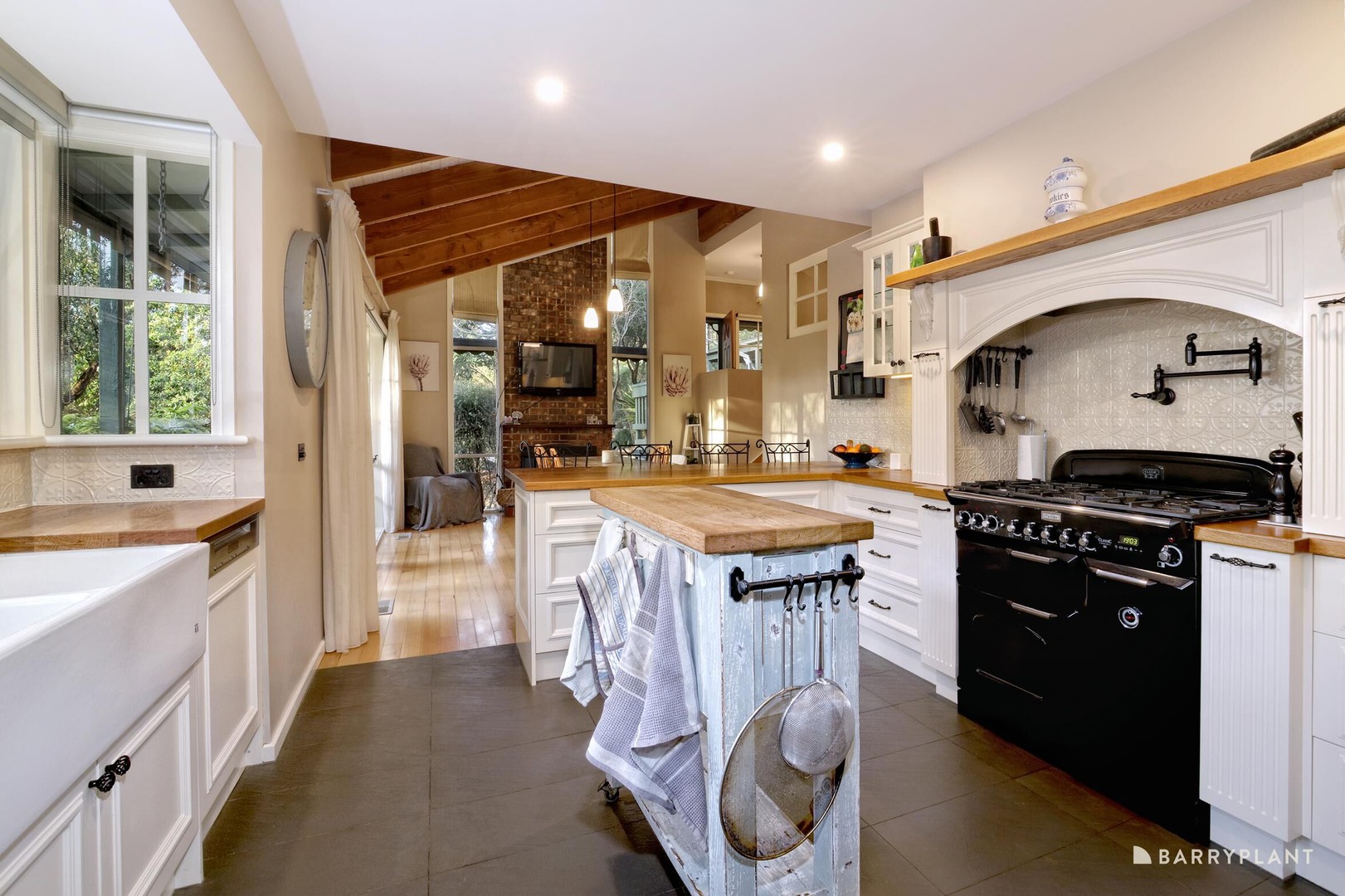 19 Nangana Street, Cockatoo, VIC 3781, Cockatoo - Thumbnail 5