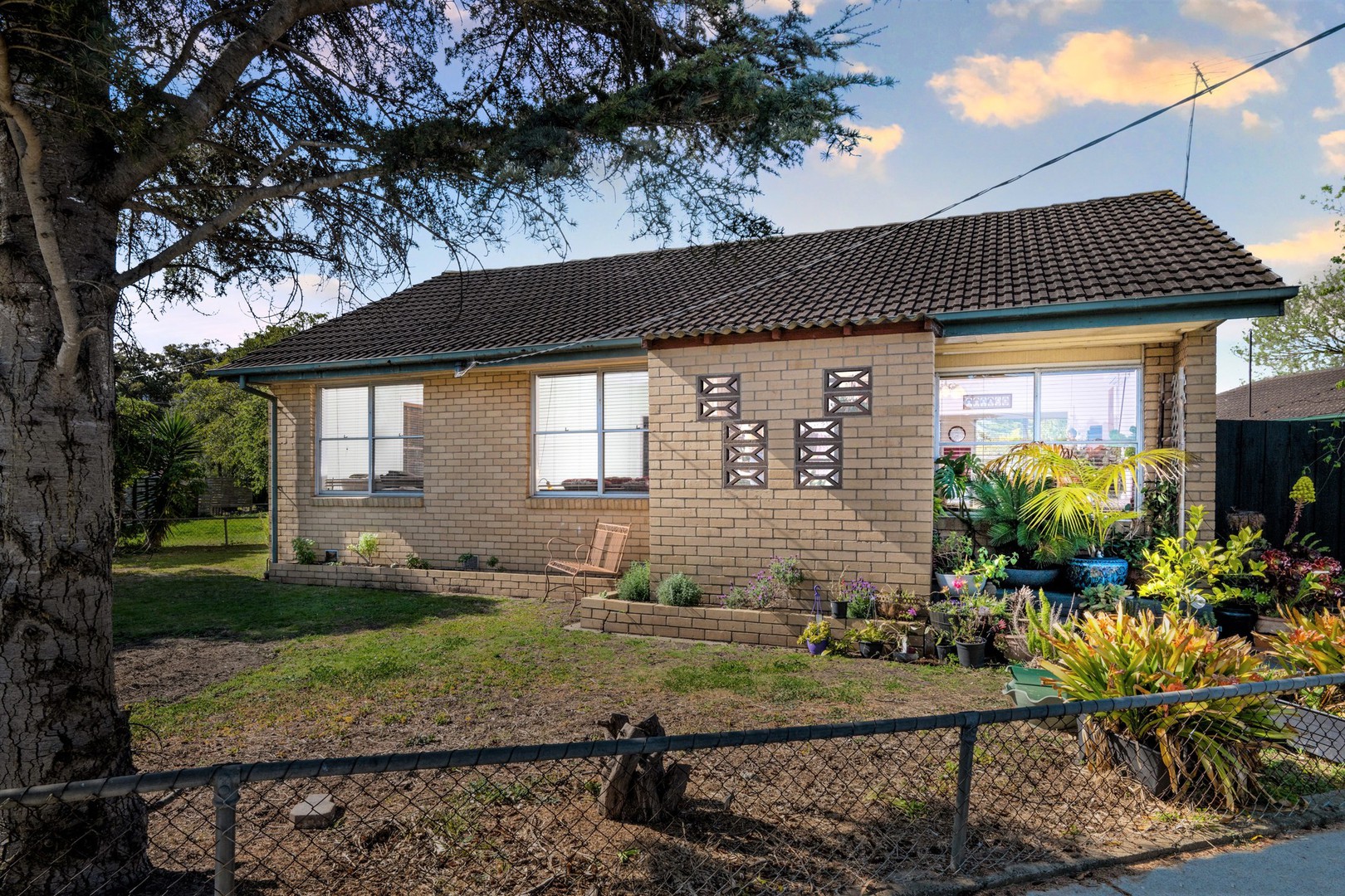 19 Neptune Avenue, Newcomb, VIC 3219, Newcomb - Thumbnail 3