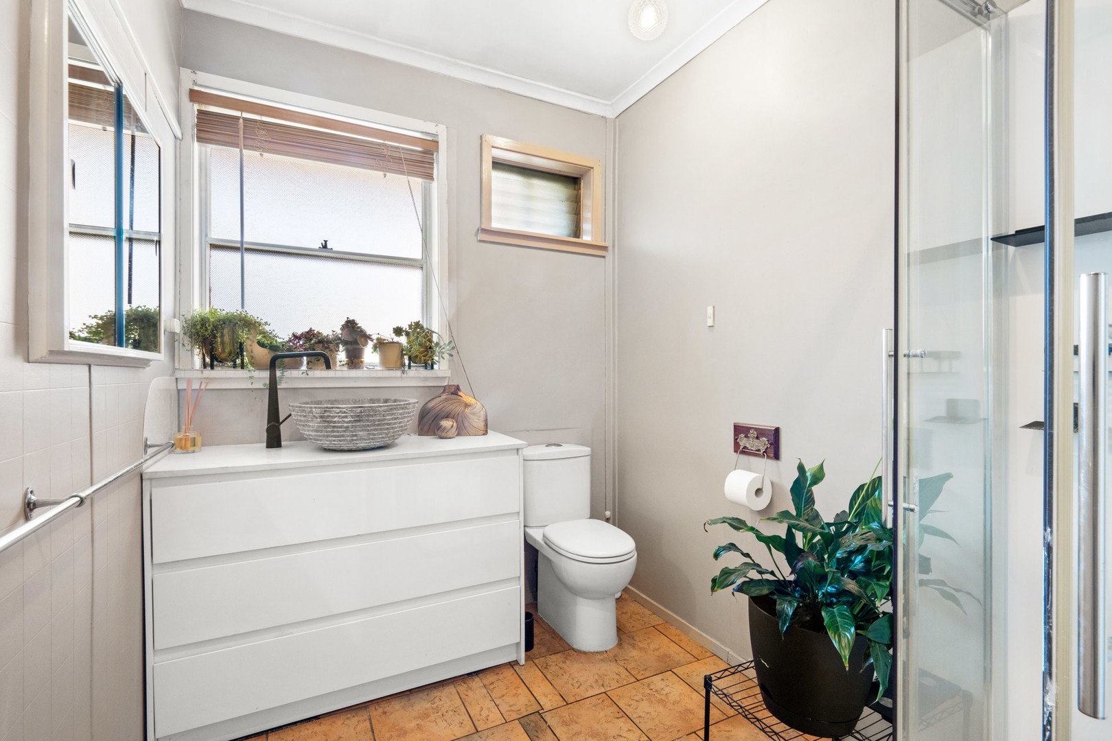 19 Neptune Avenue, Newcomb, VIC 3219, Newcomb - Thumbnail 8