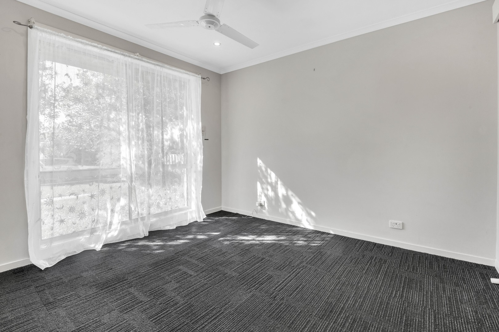 19 Newlyn Drive, Craigieburn, VIC 3064, Craigieburn - Thumbnail 6