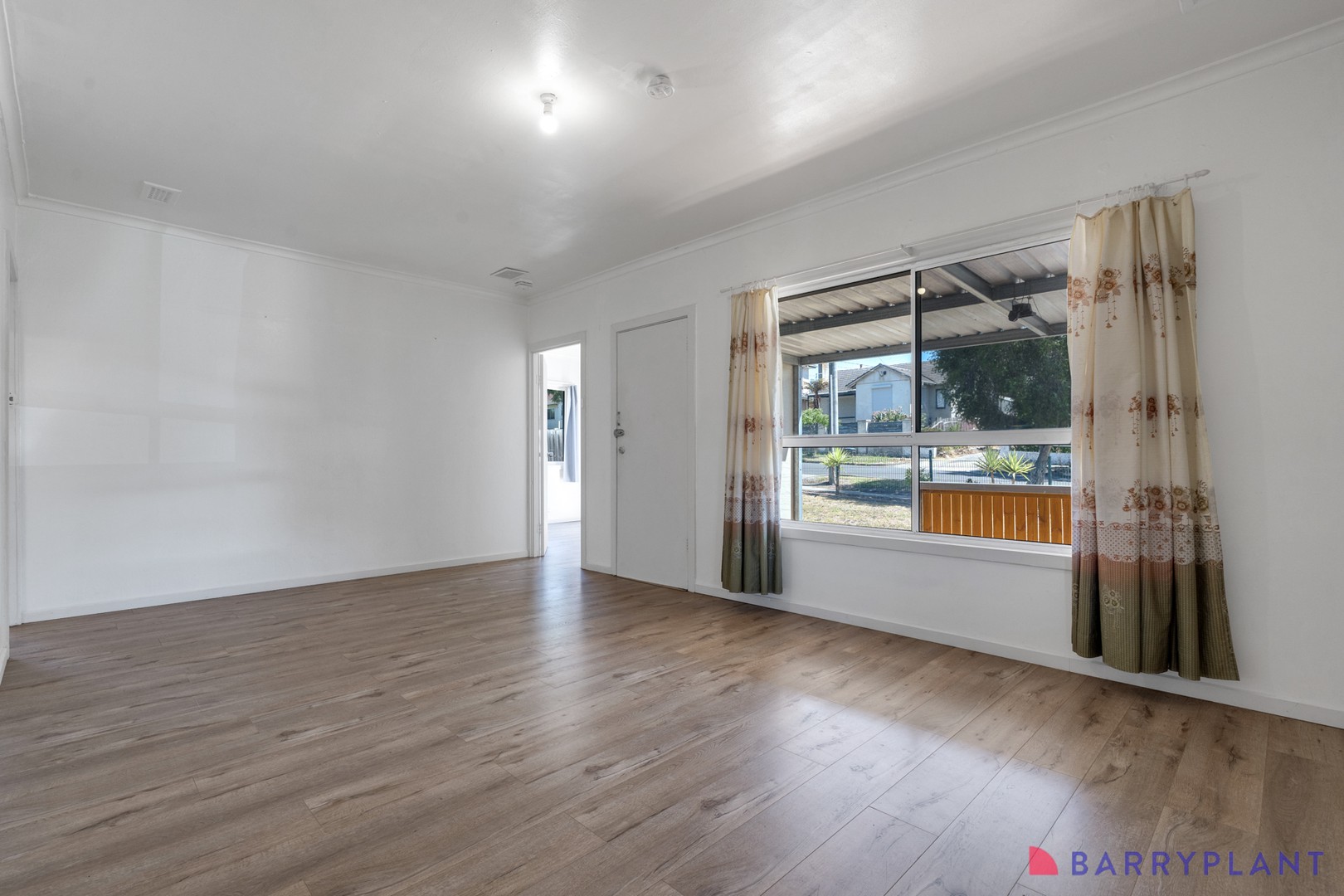 19 Nisbett Street, Reservoir, VIC 3073, Reservoir - Thumbnail 2