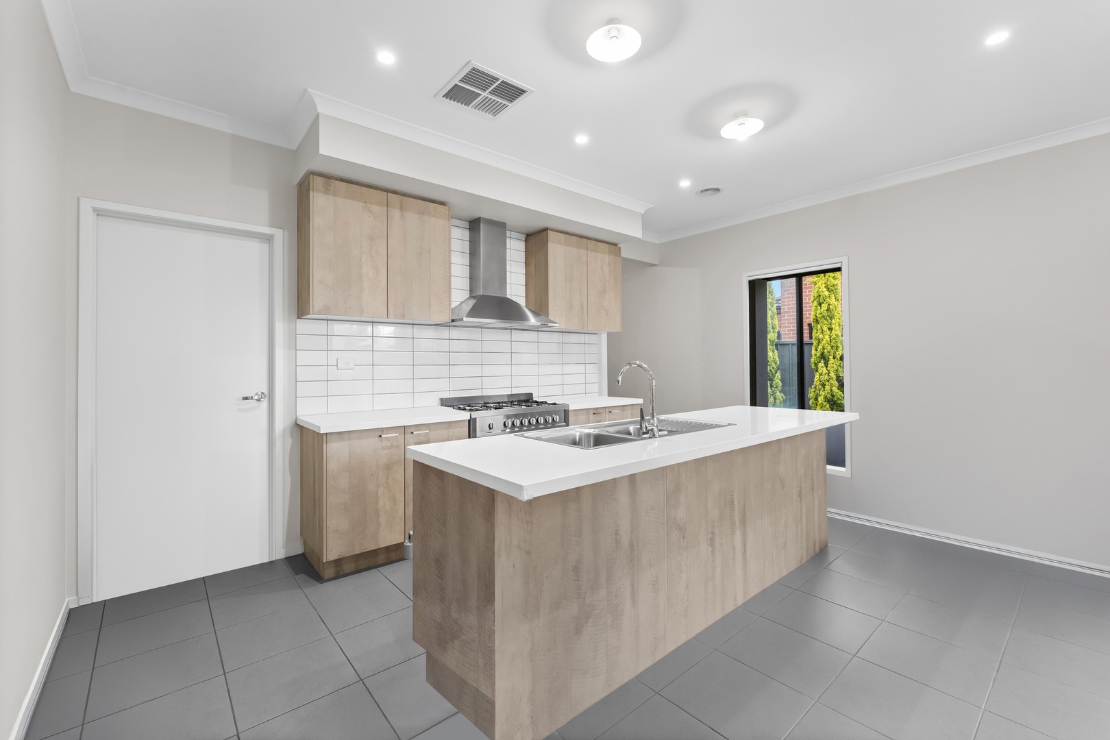 19 Noble Road, Rockbank, VIC 3335, Rockbank - Thumbnail 6
