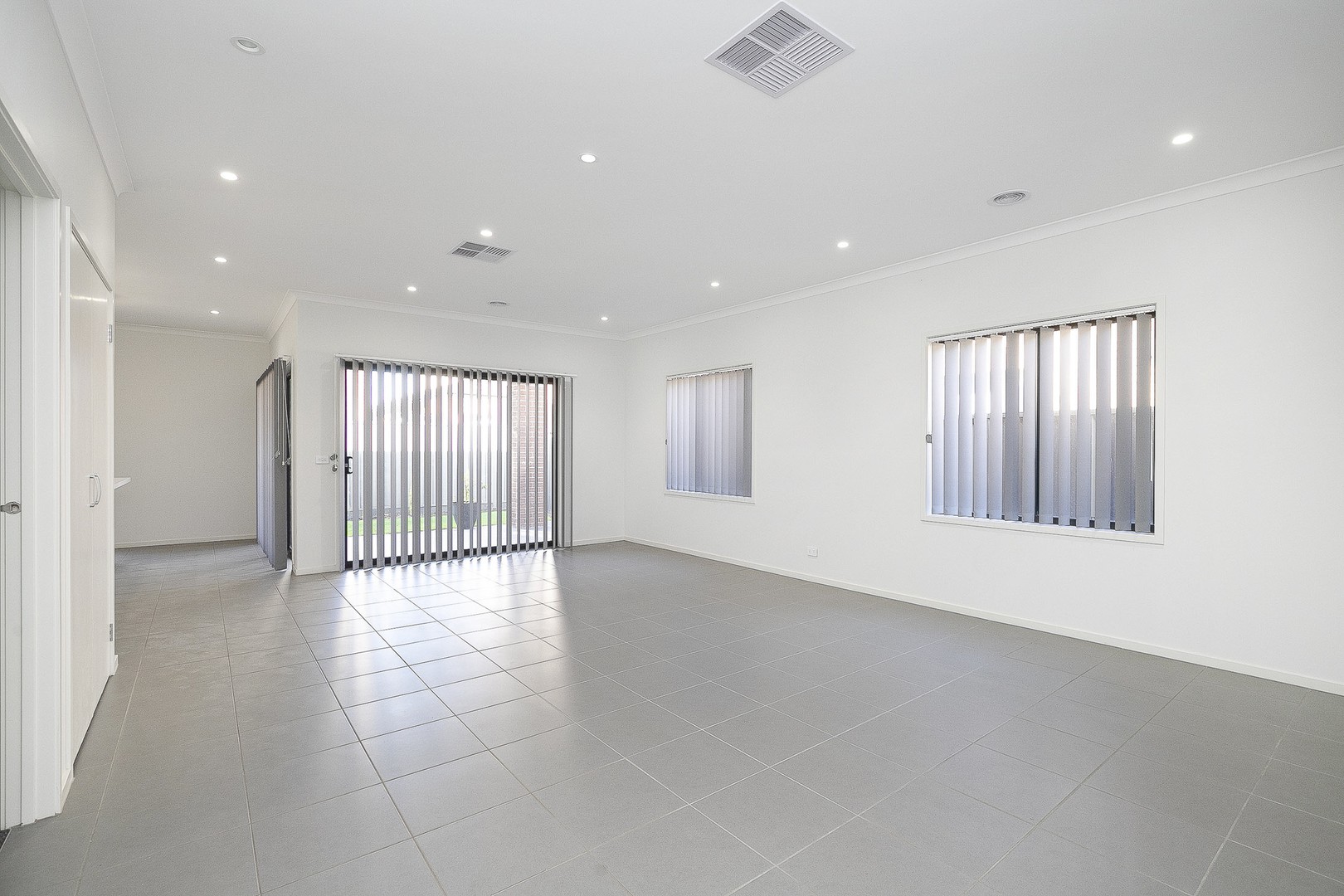 19 Noble Road, Rockbank, VIC 3335, Rockbank - Thumbnail 4
