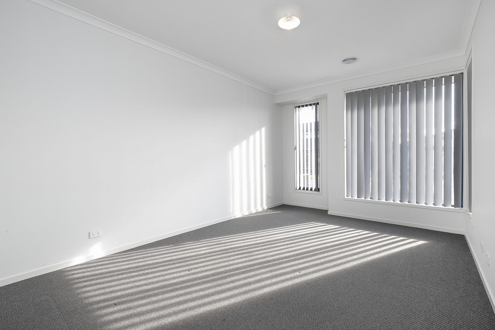 19 Noble Road, Rockbank, VIC 3335, Rockbank - Thumbnail 5