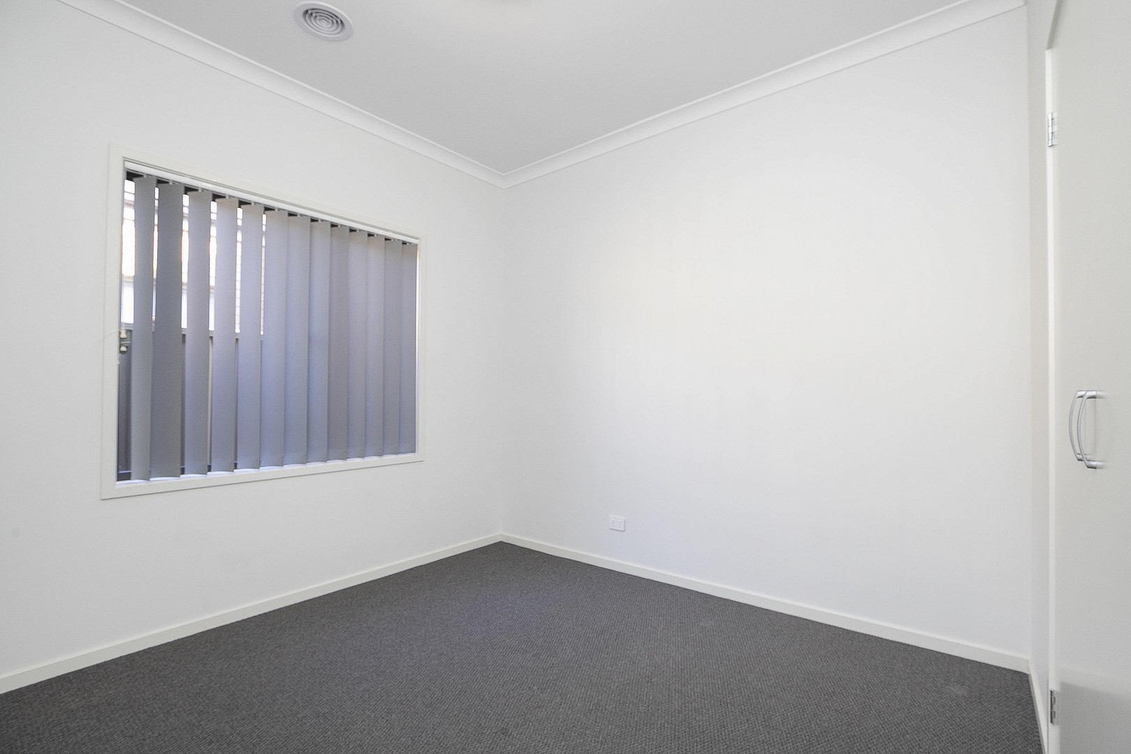 19 Noble Road, Rockbank, VIC 3335, Rockbank - Thumbnail 7