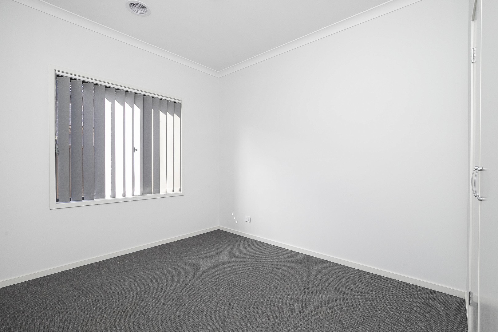 19 Noble Road, Rockbank, VIC 3335, Rockbank - Thumbnail 8