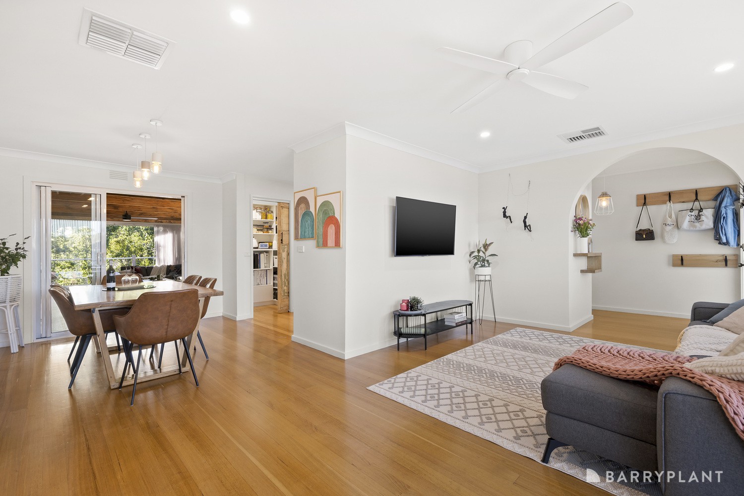 19 Norman Avenue, Watsonia North, VIC 3087 - Thumbnail 2 - 23/02/2026