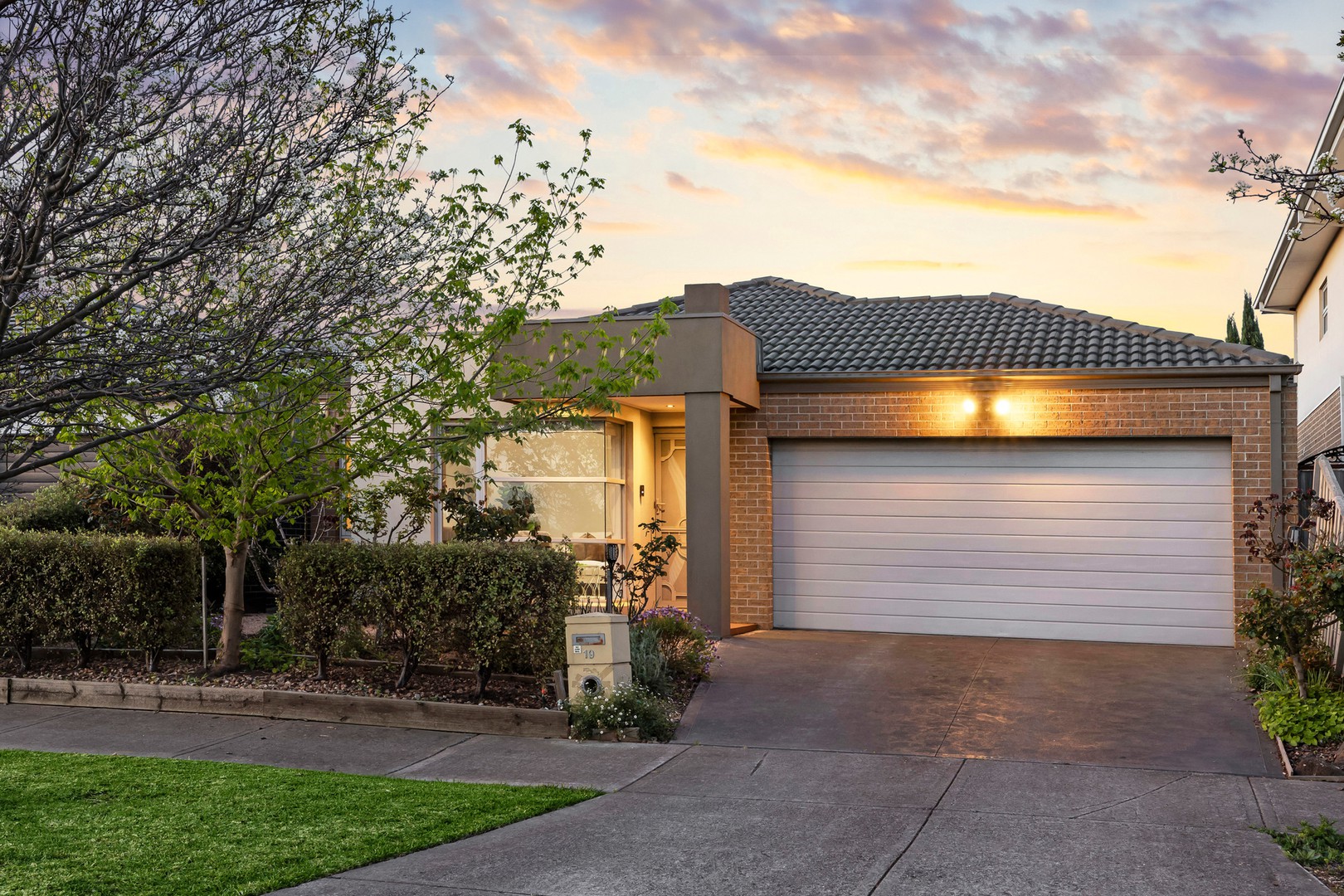 19 North Terrace, Taylors Hill, VIC 3037, Taylors Hill - Image 1