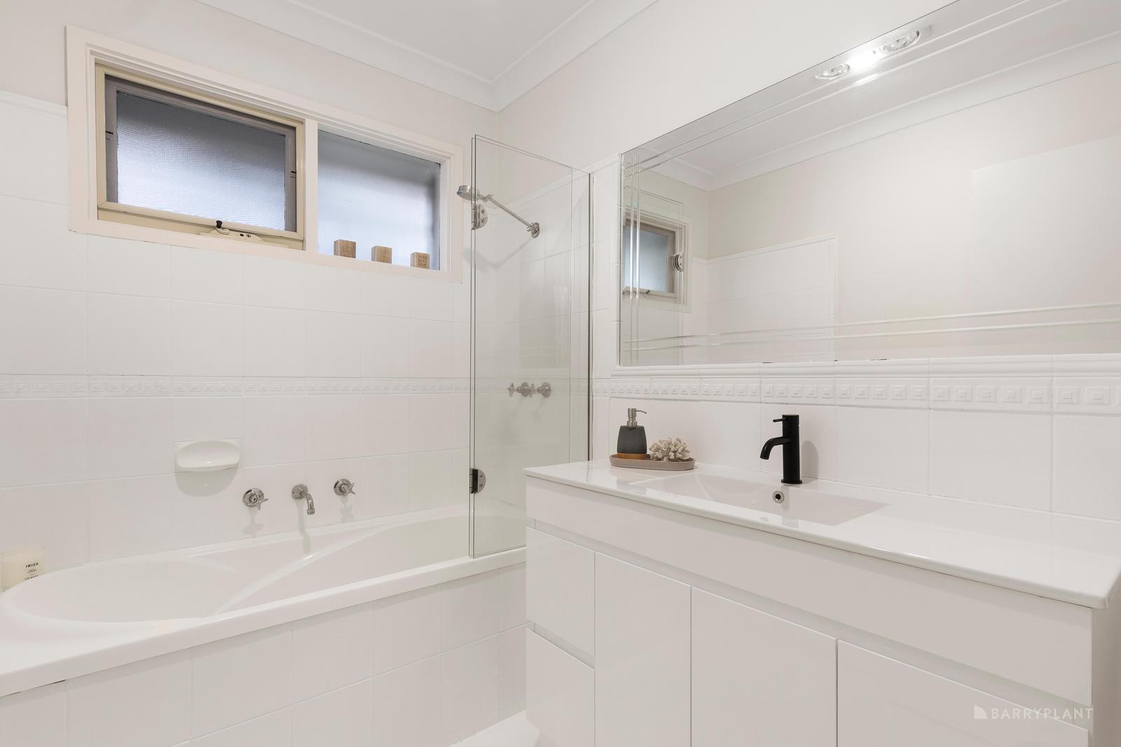 19 Old Lower Plenty Road, Viewbank, VIC 3084, Viewbank - Thumbnail 7