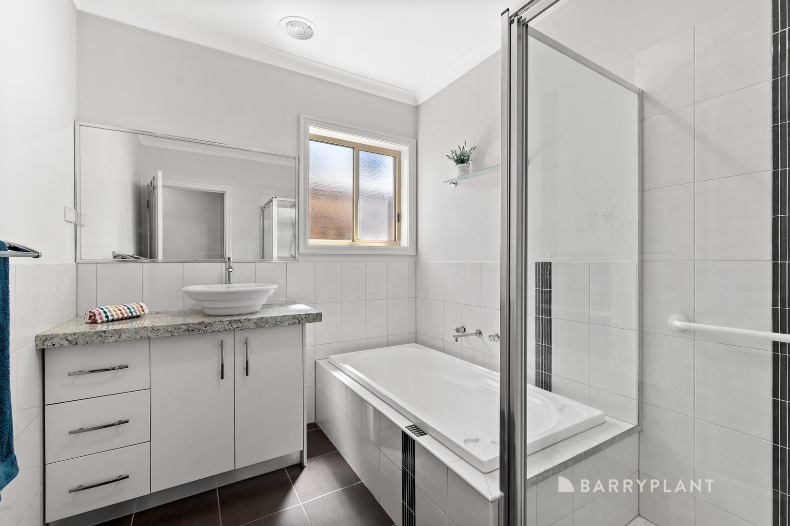 19 Paringa Avenue, South Morang, VIC 3752, South Morang - Thumbnail 7