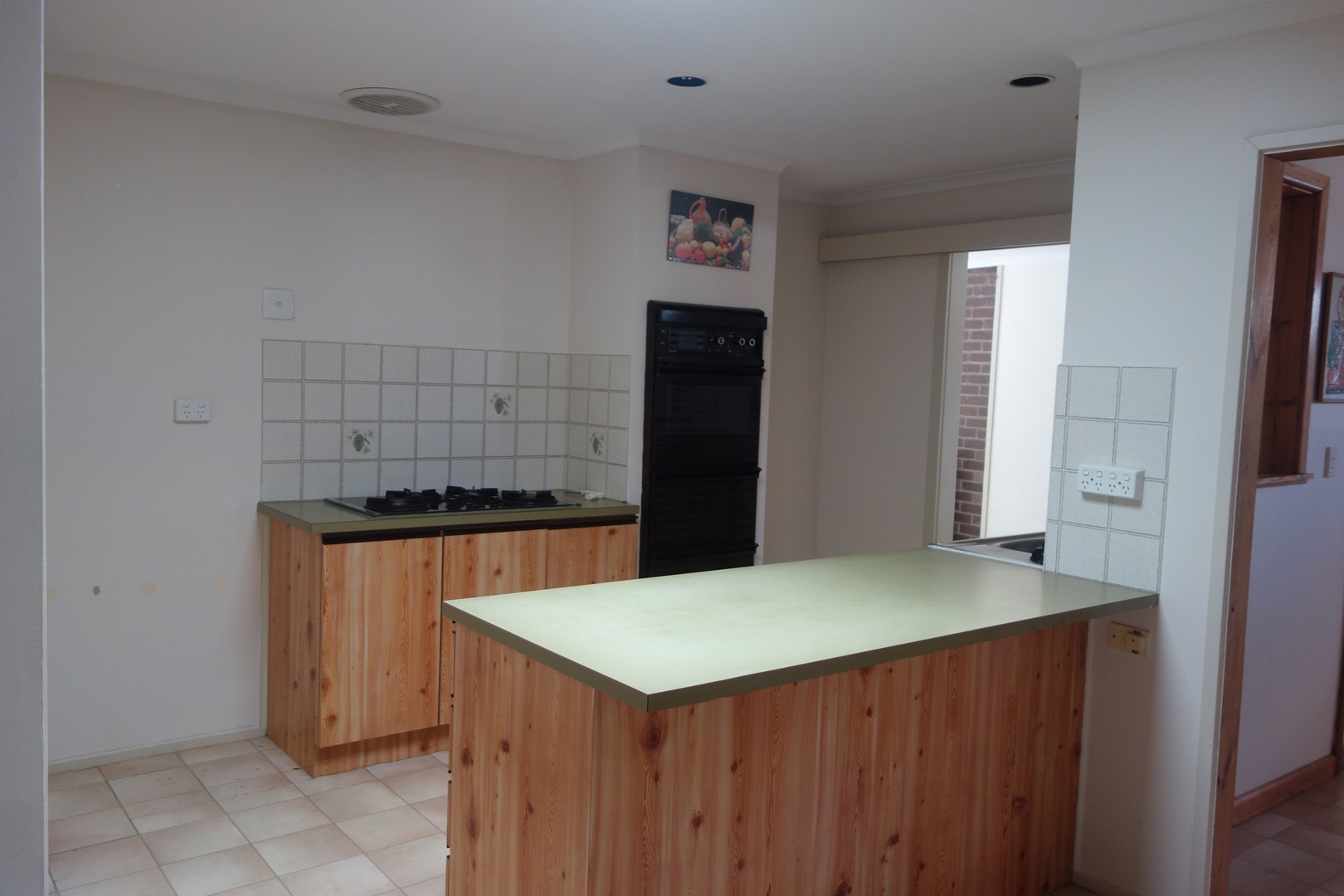 19 Penrith Crescent, Bundoora, VIC 3083, Bundoora - Thumbnail 3