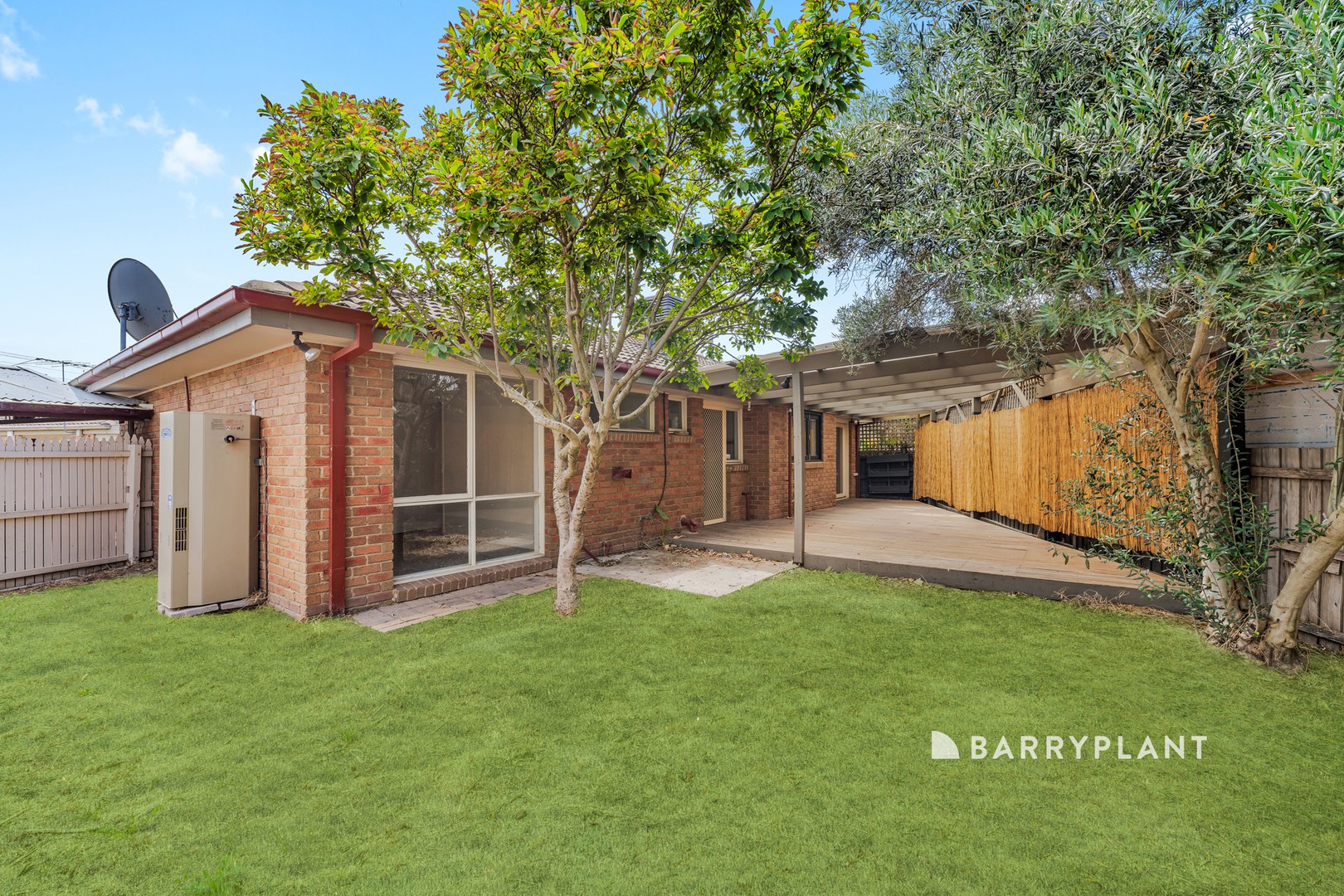 19 Phelan Drive, Cranbourne North, VIC 3977 - Thumbnail 2 - 04/03/2026