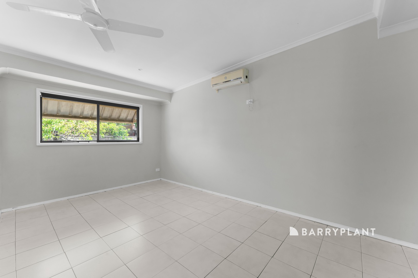 19 Phelan Drive, Cranbourne North, VIC 3977 - Thumbnail 2 - 18/08/2026
