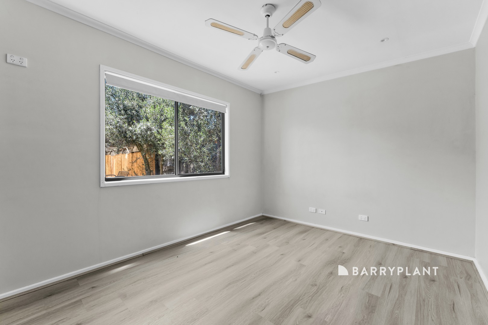 19 Phelan Drive, Cranbourne North, VIC 3977, Cranbourne North - Thumbnail 4