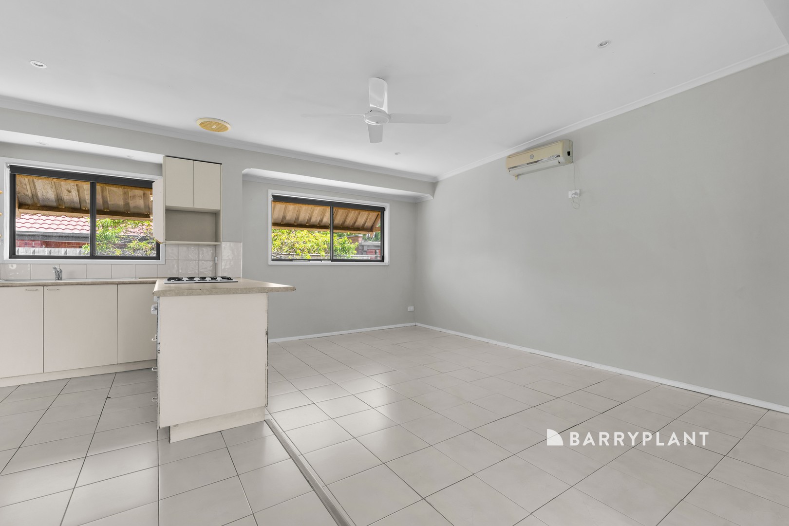 19 Phelan Drive, Cranbourne North, VIC 3977, Cranbourne North - Thumbnail 6