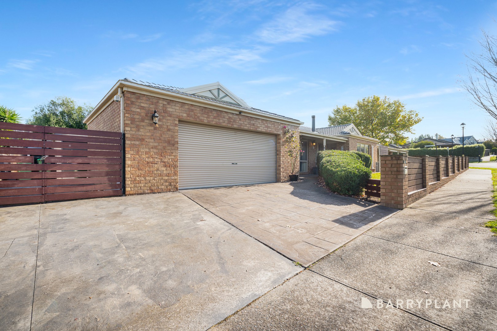 19 Portchester Boulevard, Beaconsfield, VIC 3807, Beaconsfield - Thumbnail 2