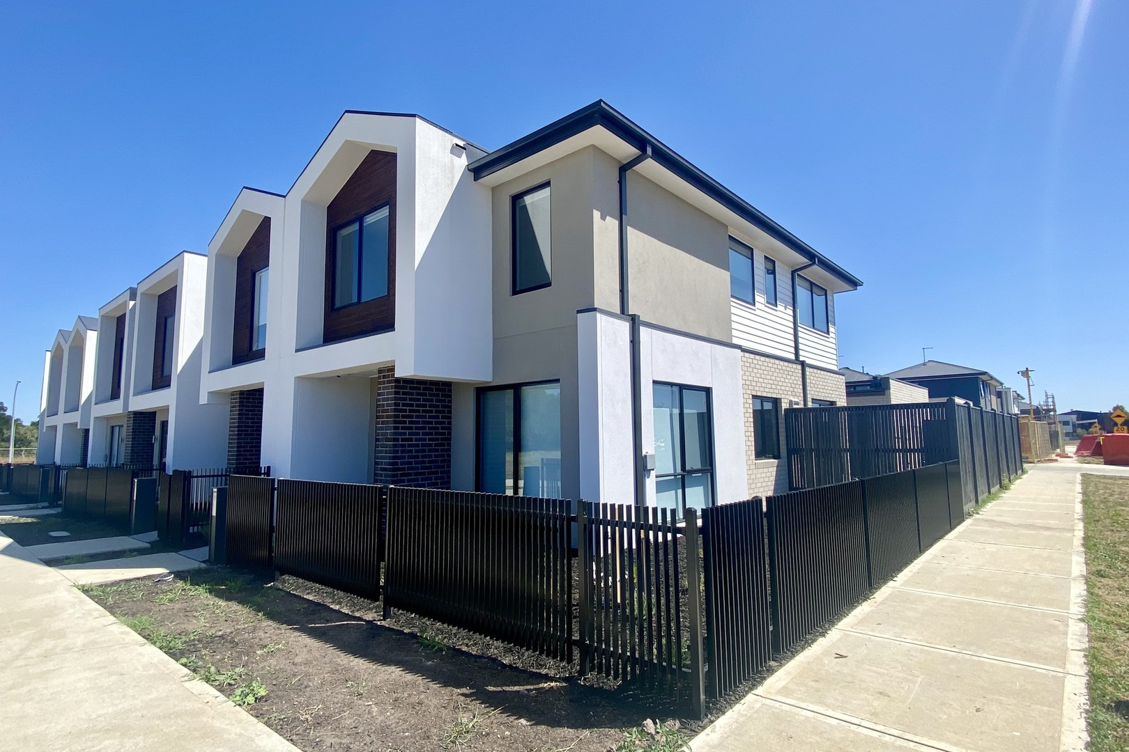 19 Pottersfield Walk, Officer, VIC 3809, Officer - Thumbnail 2