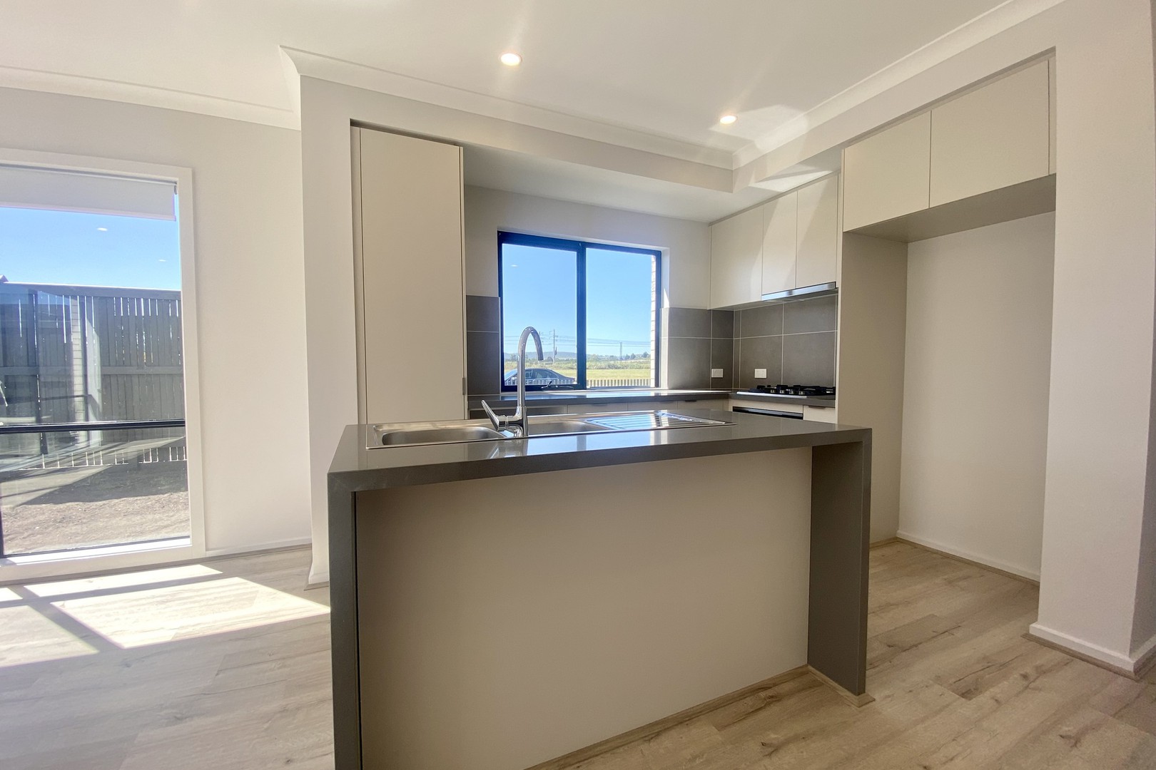 19 Pottersfield Walk, Officer, VIC 3809, Officer - Thumbnail 3