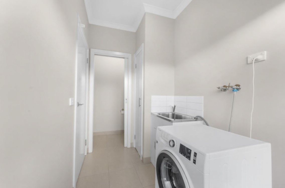 19 Ravenwoods Way, Craigieburn, VIC 3064, Craigieburn - Thumbnail 5