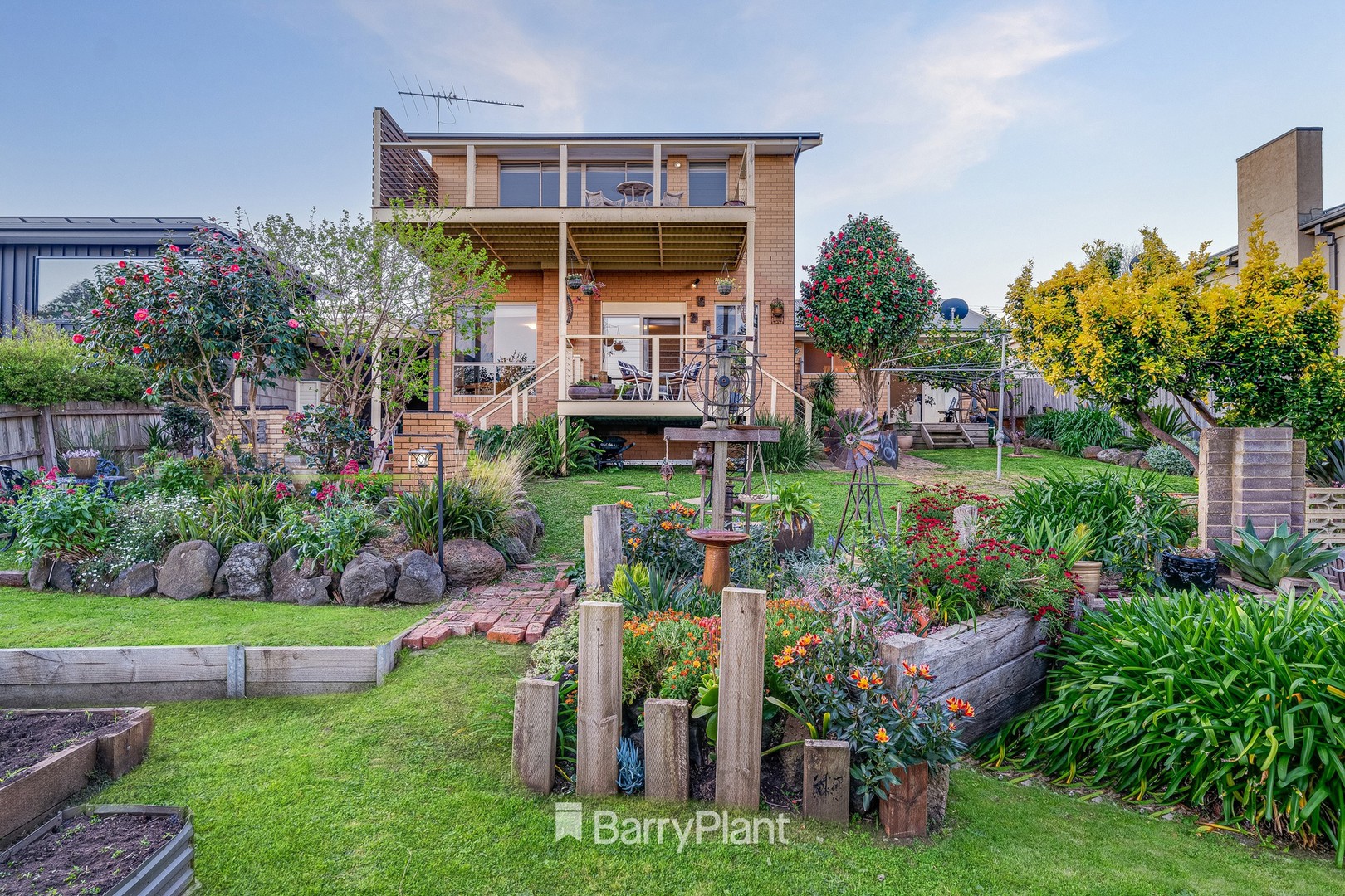19 Reigate Road, Highton, VIC 3216, Highton - Thumbnail 3