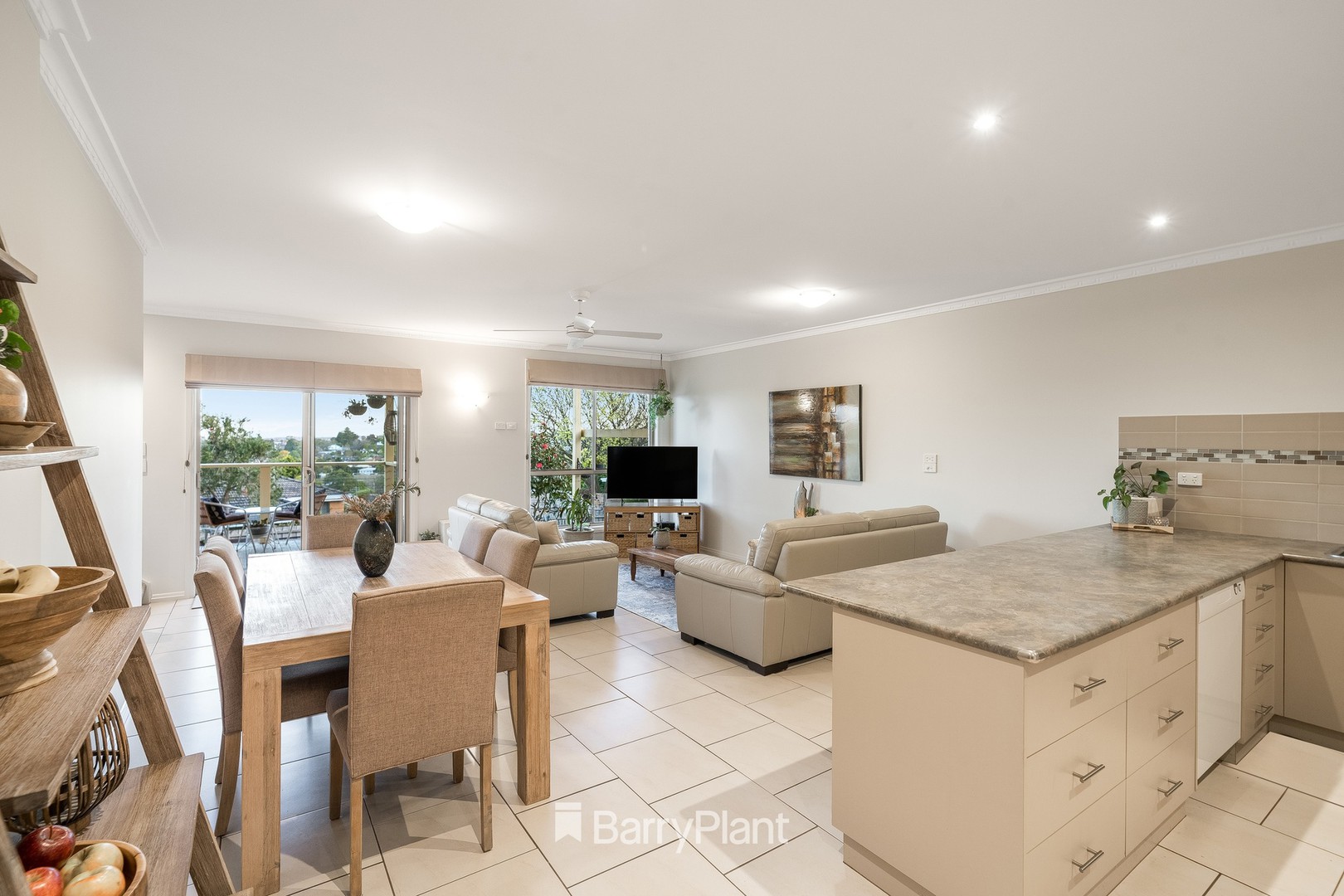 19 Reigate Road, Highton, VIC 3216, Highton - Thumbnail 8