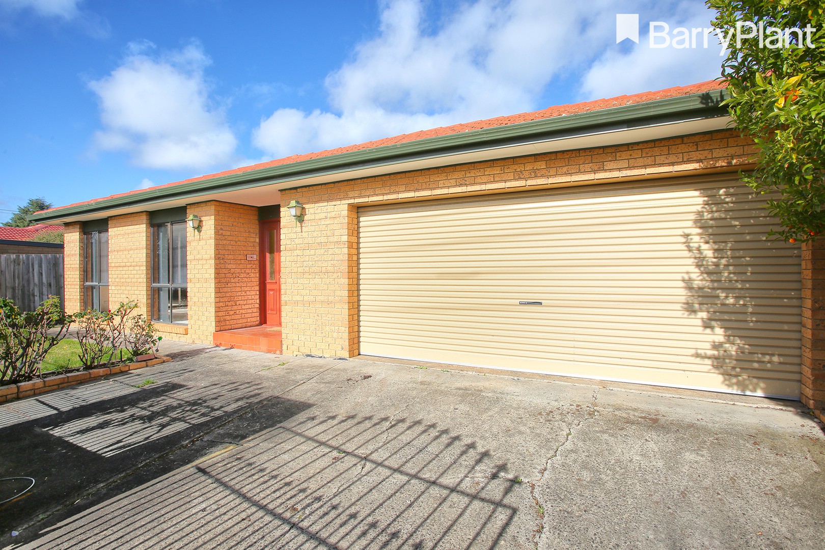 19 Roberts Road, Cranbourne, VIC 3977 - Thumbnail 1 - 14/07/2020