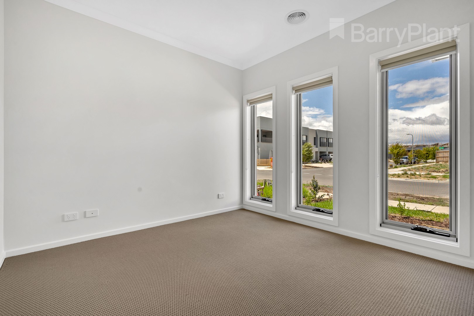 19 Rocco Avenue, Donnybrook, VIC 3064, Donnybrook - Thumbnail 7