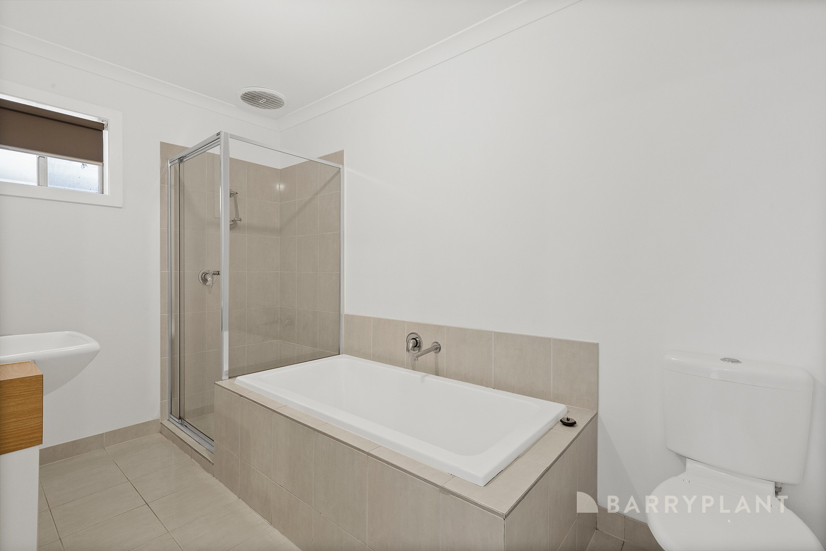 19 Romina Street, Pakenham, VIC 3810, Pakenham - Thumbnail 7