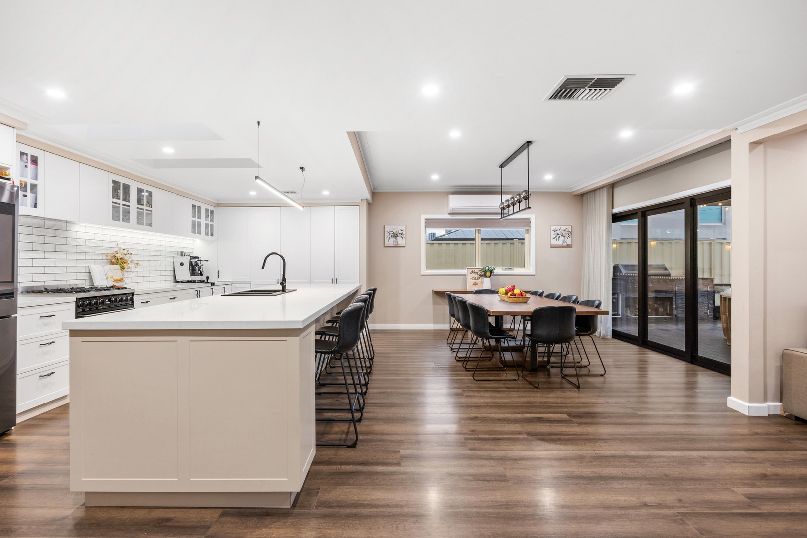 19 Rose Hedge Drive, Sydenham, VIC 3037, Sydenham - Thumbnail 7