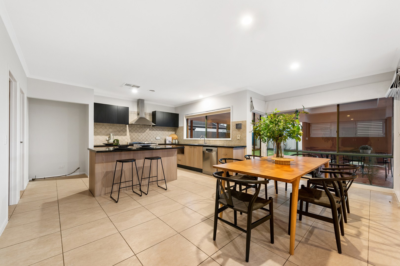 19 Rowlandson Place, Taylors Lakes, VIC 3038, Taylors Lakes - Thumbnail 6