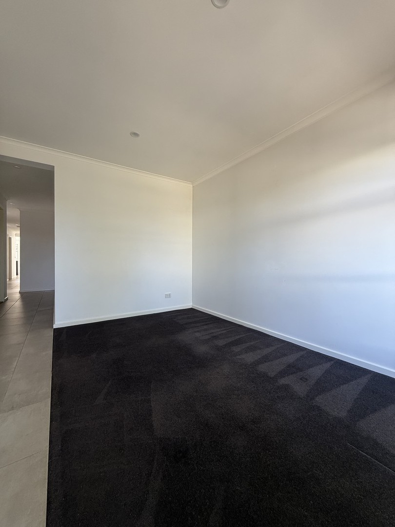 19 Sanctum Drive, Weir Views, VIC 3338, Weir Views - Thumbnail 5