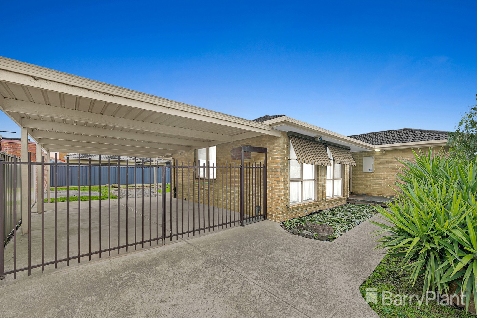19 Savannah Crescent, Epping, VIC 3076, Epping - Thumbnail 2